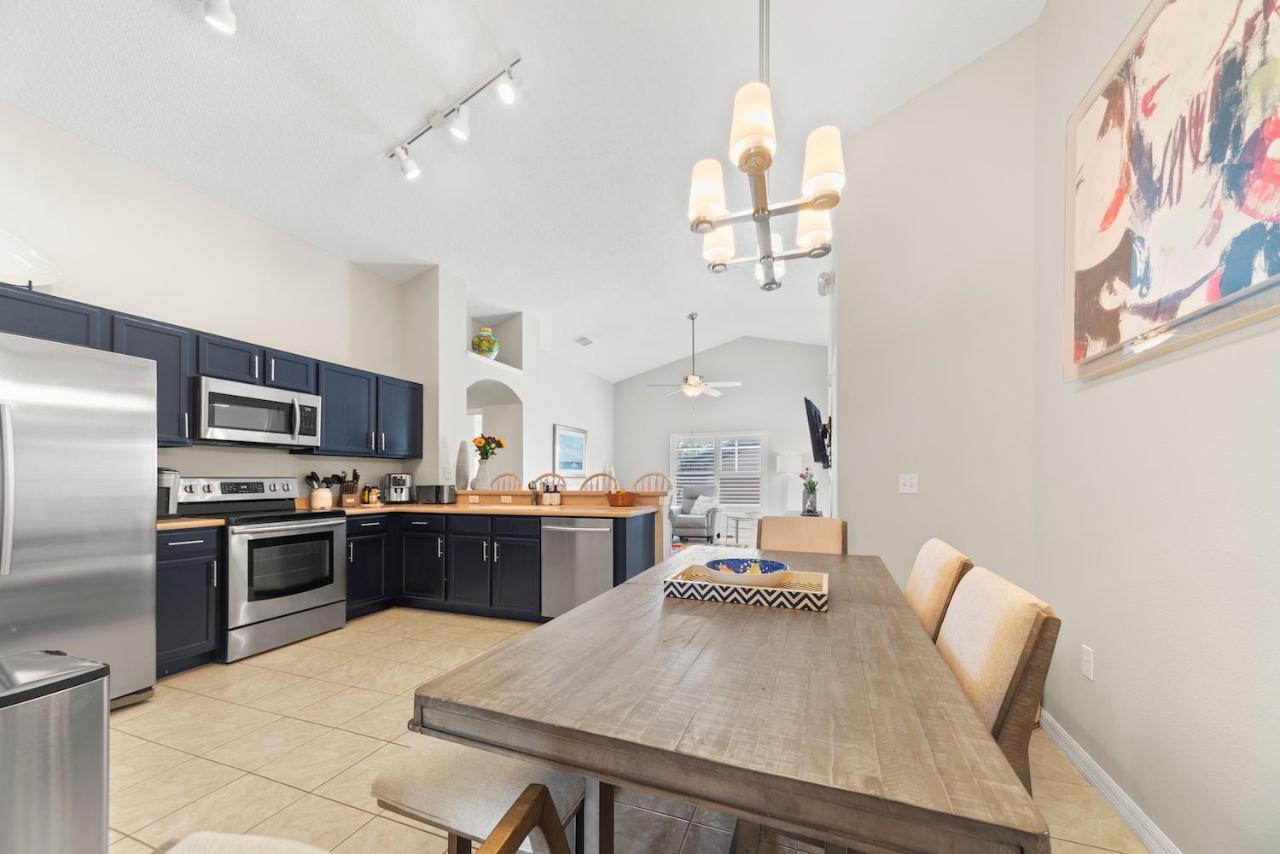 Private Oasis In Kissimmee - Pool, Bbq, Free Parking Apartment ออร์ลันโด ภายนอก รูปภาพ