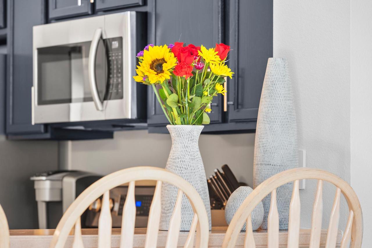 Private Oasis In Kissimmee - Pool, Bbq, Free Parking Apartment ออร์ลันโด ภายนอก รูปภาพ